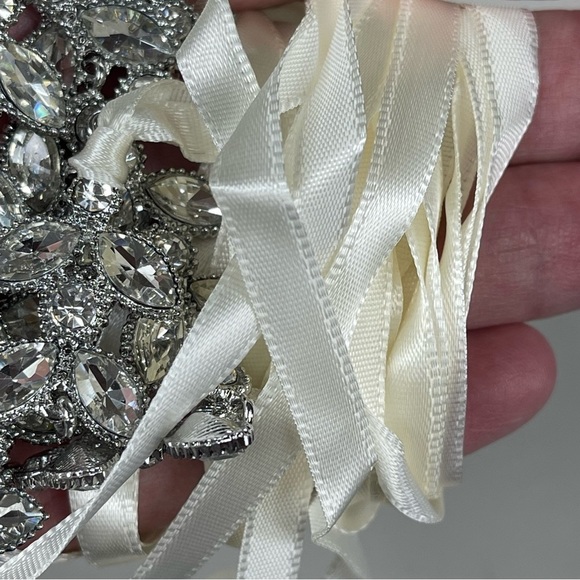NWT SweetV Chrystal Bridal Belt - Picture 14 of 14